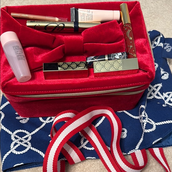 Estée Lauder Cosmetic case,bag,3 lipstick ,lip gloss,mascara,lip pencil,primer, - Picture 2 of 14